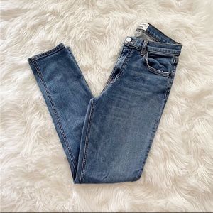 Reformation Mid Skinny Jeans in Rhine Wash Size 28